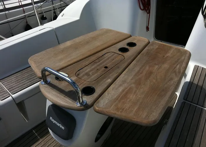 보트호텔 Salis - Jeanneau 39i