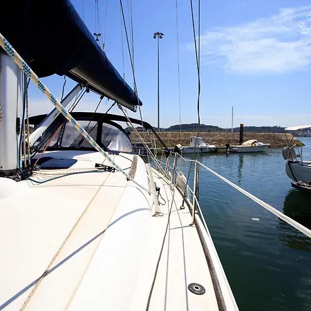 Salis - Jeanneau 39i Botel *