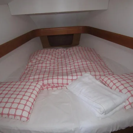 Salis - Jeanneau 39i Hotel na wodzie